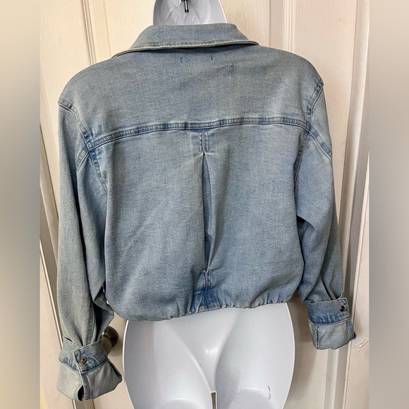 Jean jacket - Picture 4 of 6